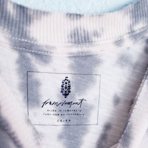 Free People‎ - Picture 5 of 8